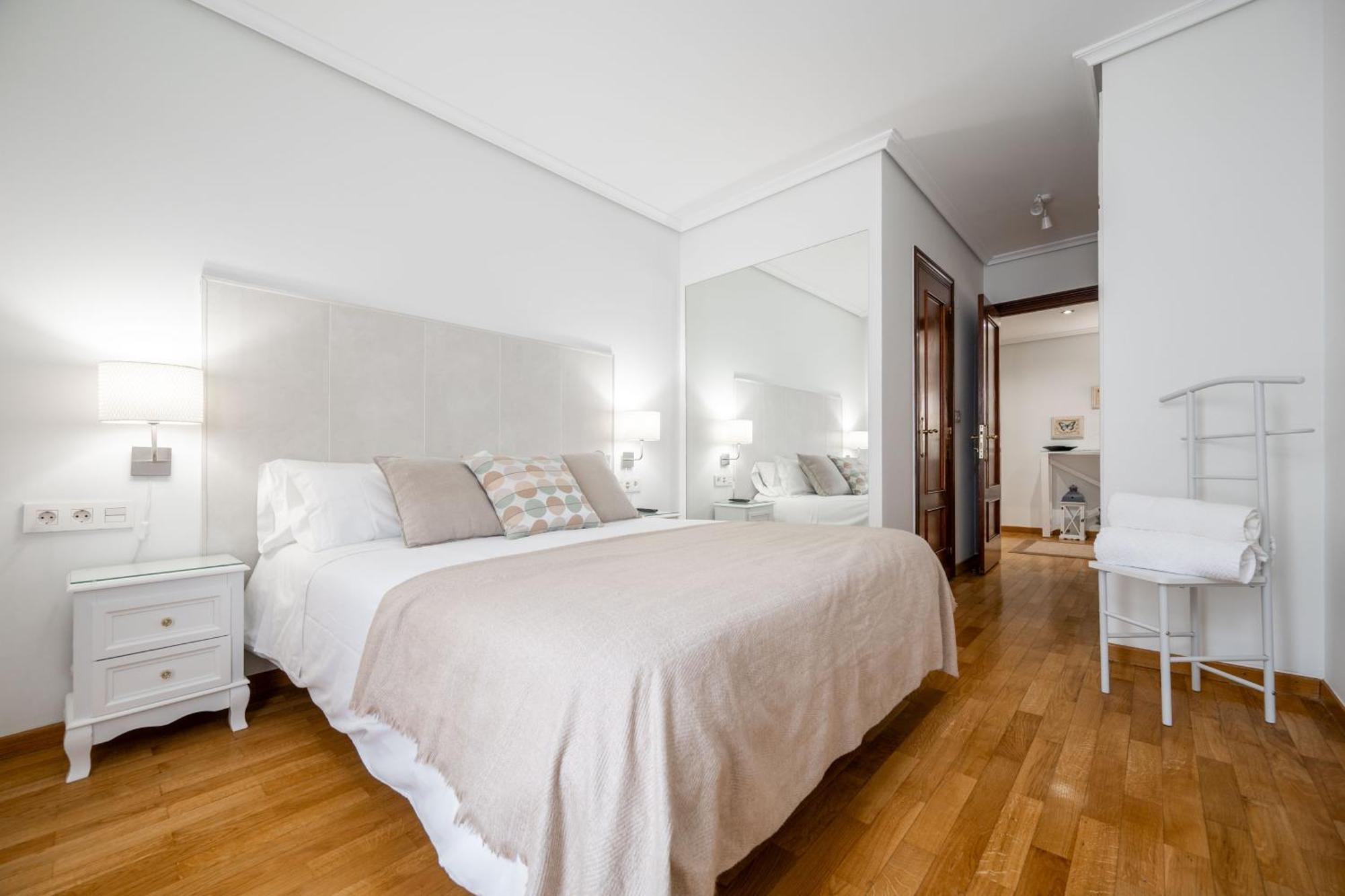 Dolce Vita Centro Vitoria-Gasteiz Ngoại thất bức ảnh
