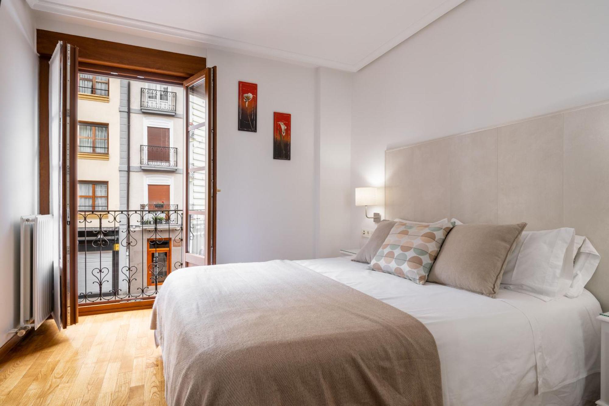 Dolce Vita Centro Vitoria-Gasteiz Ngoại thất bức ảnh