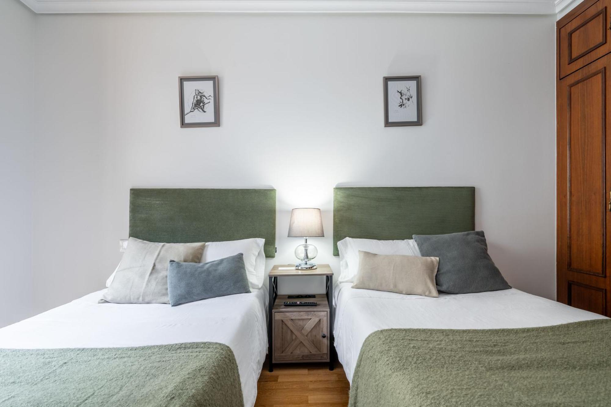 Dolce Vita Centro Vitoria-Gasteiz Ngoại thất bức ảnh