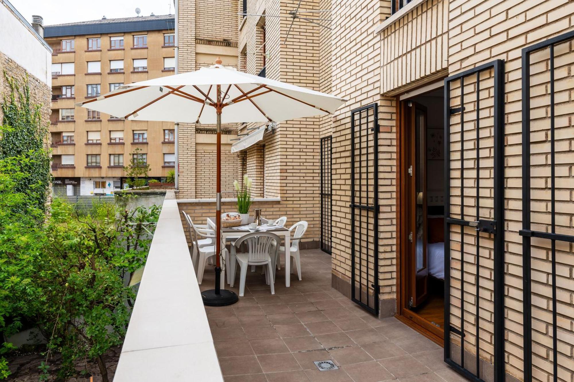 Dolce Vita Centro Vitoria-Gasteiz Ngoại thất bức ảnh